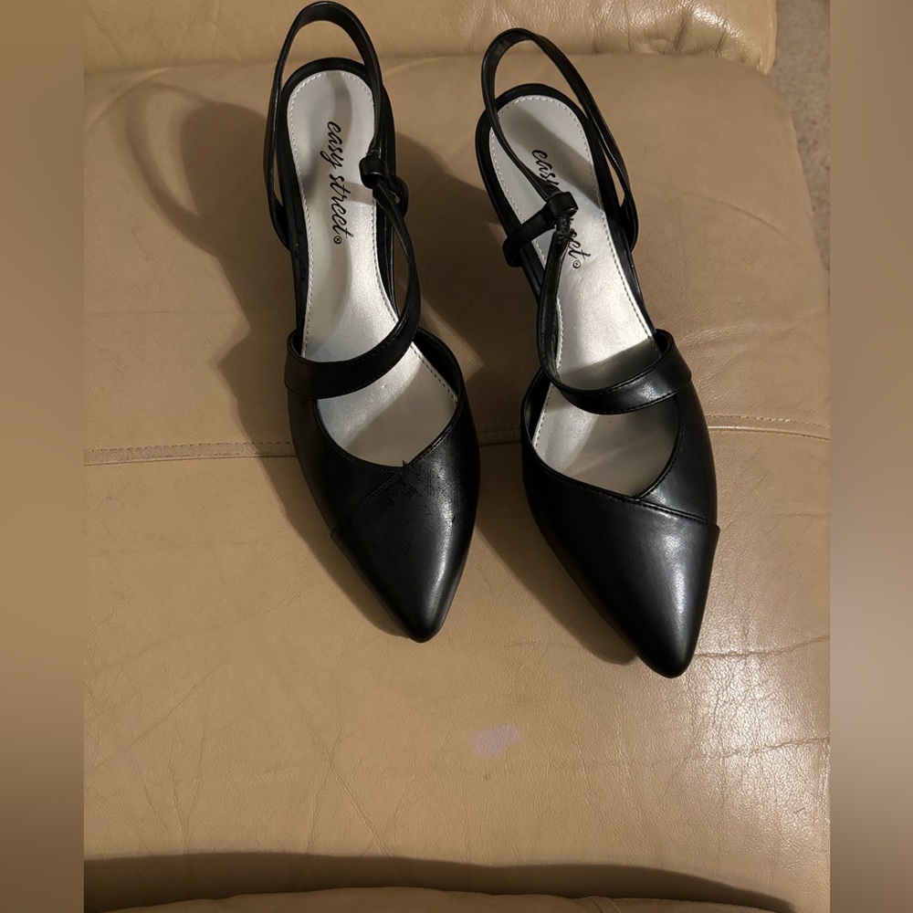 Easy Street Black Women's Heels